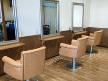 サロンドルポゼ(Salon do Reposer)の雰囲気(=落ち着く店内です=)