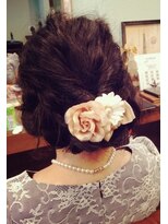 ヘアーサロン リノ(Hair Salon Lino) ロングヘアー　シックにアレンジ　まとめ髪スタイル