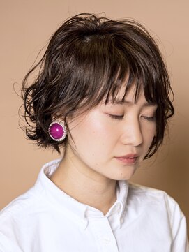 シック(sick) ショートボブ×パーマ