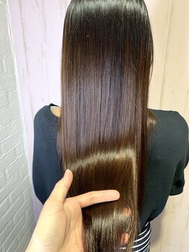 リノ(Lino) Lino**オリジナル超音波髪質改善トリートメント