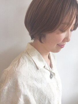 リム(RiM...) 20代学生外国人風シアカラーベージュ