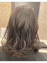 アテナ(ATENA) ミディアムウルフ