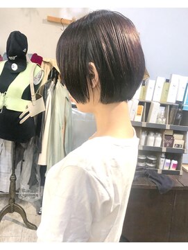 ヘアーアンドアトリエ マール(Hair&Atelier Marl) 【Marl】ダークレッドカラーのシンプルボブ♪