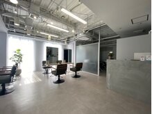 シェス 梅田茶屋町(shes)
