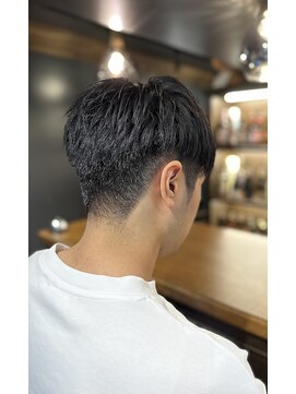 銀座 シノ 本店(shino) 【銀座理容室】カジュアルビジネススタイル