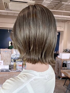 シン(shin) ボブ/アッシュカラー/マットカラー/アッシュマット