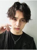 横浜ツイスパ波巻きパーマメンズマッシュウルフ刈り上げなし