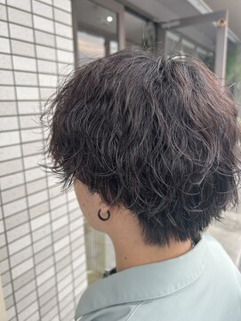 クルムバイルチア(Kulm by Luccica) 【kulmbyLuccica 廣江潔花】波巻きパーマ