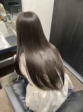 マーシュ(marshu) 艶カラー♪グレージュカラー【Hikaru】