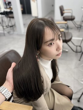 プラチナ(PLATINA) レイヤーカットベージュカラー