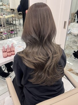 ハイレイヤー/オリーブグレージュ