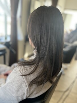 コア フィール ア デイ(COIFFURE A DAY) 【ロングレイヤー】M3Dお得クーポン