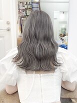 エンネ 新宿(enne) グレージュカラー/髪質改善/ブリーチ/小顔/くすみベージュ/新宿