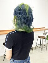 オー(OOO) ミディアムスタイルのデザインカラー◯