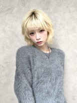 メゾンドイギー(MAISON de IGGY)&nbsp;レイヤーボブ/抜きっぱなしホワイトブロンド/ケアブリーチ