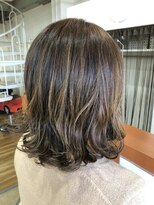 アミィヘアー アネックス(Ami Hair annex)&nbsp;外ハネパーマ＋ハイライト