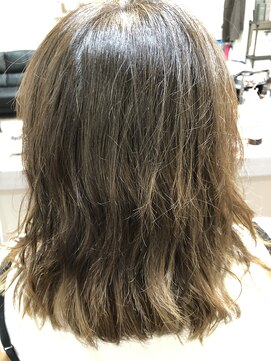 トゥディ(today) インナーカラー抜きっぱなし