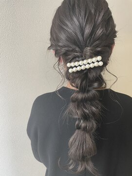 オウルヘアー(Owl hair) 編みおろしアレンジ/ロング/矯正毛/結婚式アレンジ