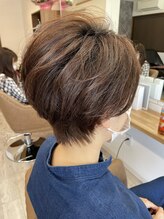 エイチヘアープロダクト(H hair product) クビレショート