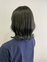 イオエ(ioe)&nbsp;イメチェン/外ハネボブ/ワイドバング/ブルーブラック/美髪