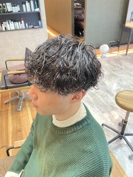 マウ(mau) 波巻きパーマ、波巻きスパイラル、波巻きツイスパ、無造作パーマ