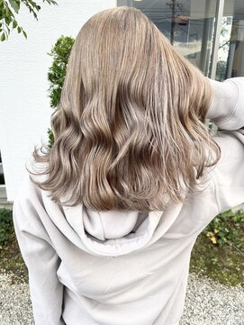 ノルン バイ シェリッシュ(Norn by sheriche) ブリーチ一回/アイスベージュ