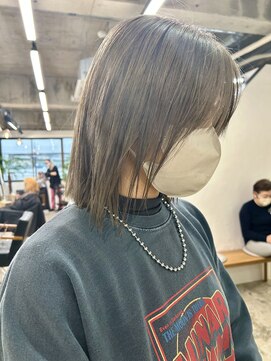 イット(it.) kana ケアブリーチ ミルクティーベージュ