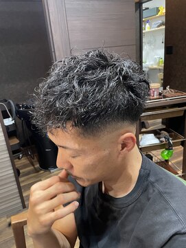 ベルード(bellood) フェードパーマ