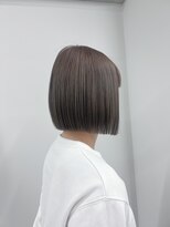 シュク 高円寺(SYUK)&nbsp;kanna【 高円寺 中野 】ぱつっとボブ/白髪ぼかしハイライト