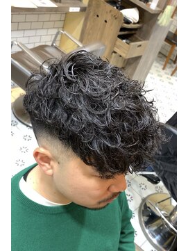 グルーマーズトウキョウ 渋谷店(GROOMER/S TOKYO) スペインカール　【前下がりマッシュ　ツイストスパイラル】