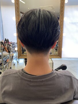 コワファースト 大分(COIFF1RST) リクルートブラック/刈り上げショートマッシュ