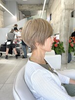 ソワネ 表参道(soigne) 表参道ショートボブ顔周りレイヤーカットアッシュベージュ40代