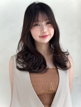 ザックラフィネ(ZACC raffine) レイヤーカット/セミロング/縮毛矯正/顔まわりカット/縮毛矯正