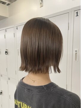 アコロン(acoron) ぷつっとミニボブ×アッシュべージュ