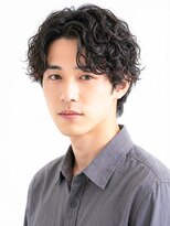 ラベストクズハ(LOVEST KUZUHA)&nbsp;波巻きパーマ/メンズウルフ/センターパート/ニュアンスパーマ