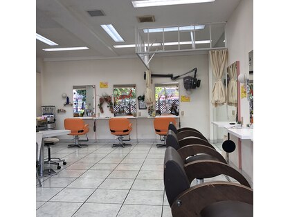 ビューティーサロンフレンド 泡瀬店の写真