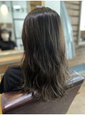 シルバーグレージュ/ブリーチなし/透明感カラー/トリートメント