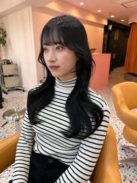 ボタン シブヤ(VOTAN SHIBUYA) 韓国ヘア/くびれヘア/顔まわりカット/ブルーブラック/前髪あり