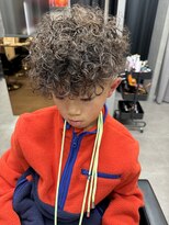 リリー ヘアーアンドビューティー(Lily) スパイラルパーマ