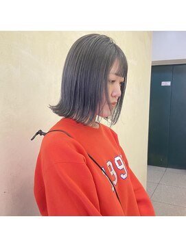 インサイドアウト(IN SIDE OUT+) グレージュ / ブルーグレージュ / 外ハネロブ【IN SIDE OUT＋】