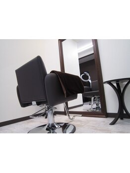 あなただけの特別なプライベート空間をご提供いたします。日頃の疲れを癒しに是非ご来店ください♪