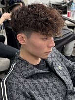 イーラ(era) スペインカール波巻きパーマスパイラルパーマ平巻き茶髪