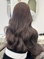 リラ バイ ミラ 新宿(LILA by MILA)&nbsp;メルティカラーフェミニンロング似合わせピンクベージュ韓国