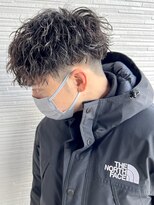 デプト(DEPT.)&nbsp;ツイストパーマフェードマッシュメンズカットメンズパーマ眉毛