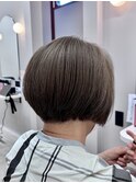 前下がりショートボブ