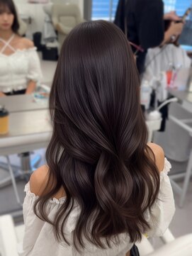 アマトウキョウスマートサロン(AMA TOKYO×Smart Salon) くびれレイヤー/顔まわりカット/くびれ巻き/レイヤーカット