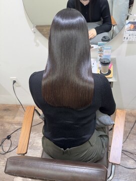 シアン バイ アルテフィーチェ(CYAN by artefice) 髪質改善 スーパーロング ワンレングス レイヤー 韓国風巻き