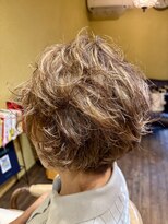 エン(燕)&nbsp;ショートパーマ