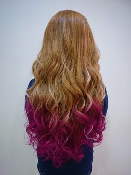 ラチャウ(La.Ciau) ピンクグラデーションカラー＆ポイントエクステ