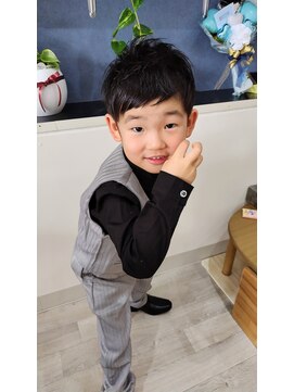 アオイ(Aoi) さっぱり七五三ヘアー